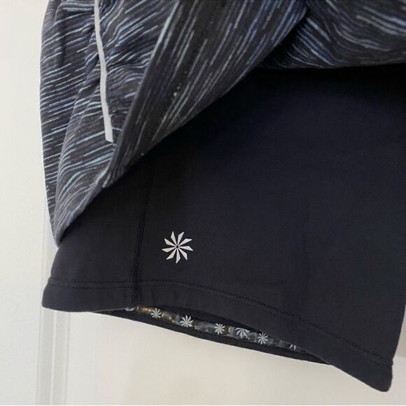 Athleta Aurora Contender Skort 2-in-1 Women’s Small Active Skort Athleisure - Picture 9 of 9